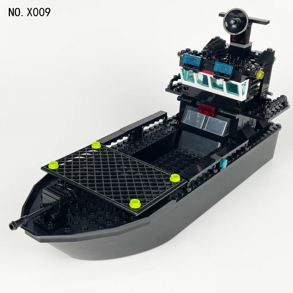 Blocchi da Costruzione Nave Bambole Umanoidi Regali di Compleanno per Bambini Personaggi dei Cartoni Animati Mini Bambola Regalo Giocattoli da Costruzione Creativi Modello di Barca