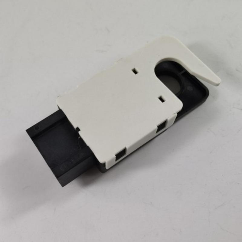 25981009 Brake Light Stop Lamp Switch Button For Chevy GMC Cadillac Light Truck SUV 2007 2008 2011 Car Accessories D1539J