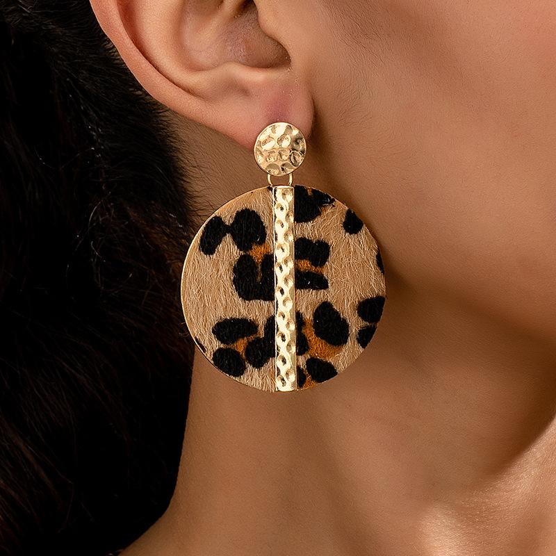 Módní náušnice s geometrickým vzorem a leopardím vzorem pro ženy