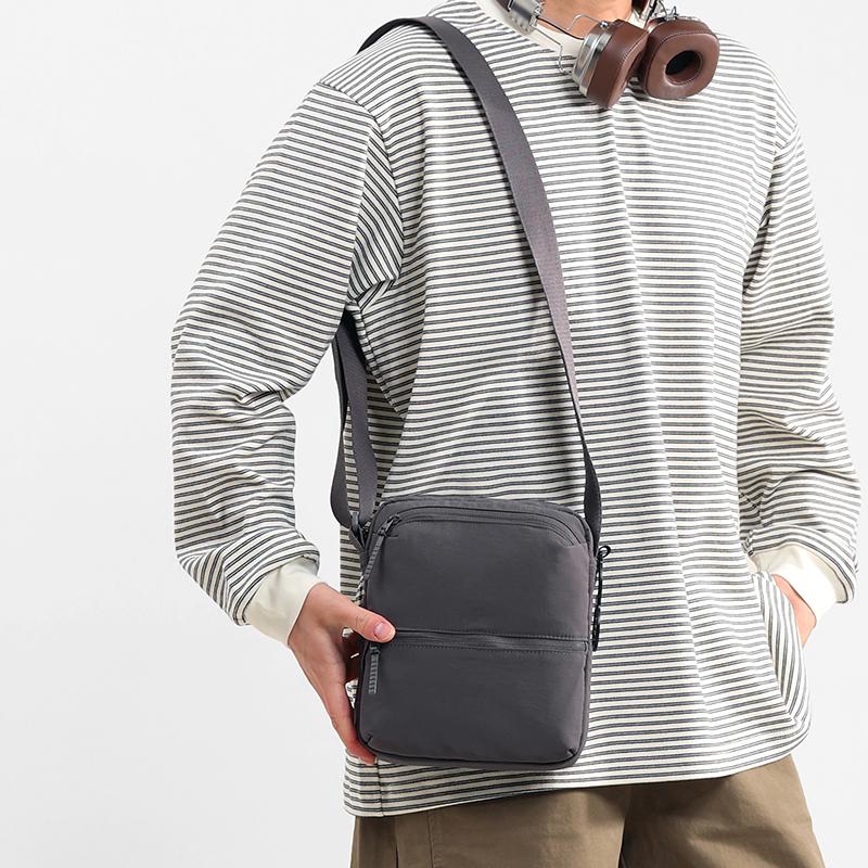 Men's Crossbody Bag Multi-compartment Shoulder Bag Lightweight Commuter Small Square Bag