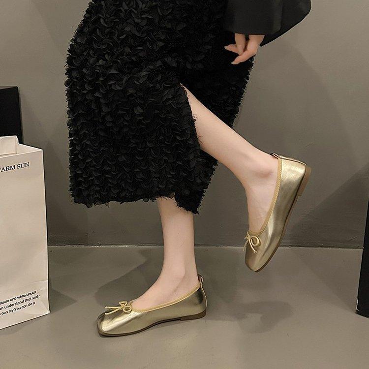 Flache silberne Einzelschuhe Damen Frühling und Sommer Damenschuhe Mary Jane Schuhe Sojabohnenschuhe