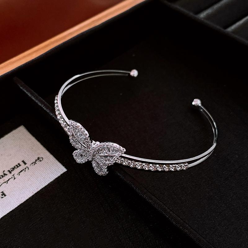 

Real Gold Electroplated Zircon Butterfly Opening Bracelet Light Luxury High-end Bracelet Niche Versatile Jewelry