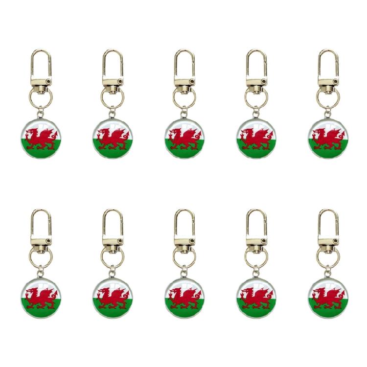 10PCS/Lot Trend Football Keychains Feature Bright Country Flags Rustproof Alloy And Glass Backpacks Decoration