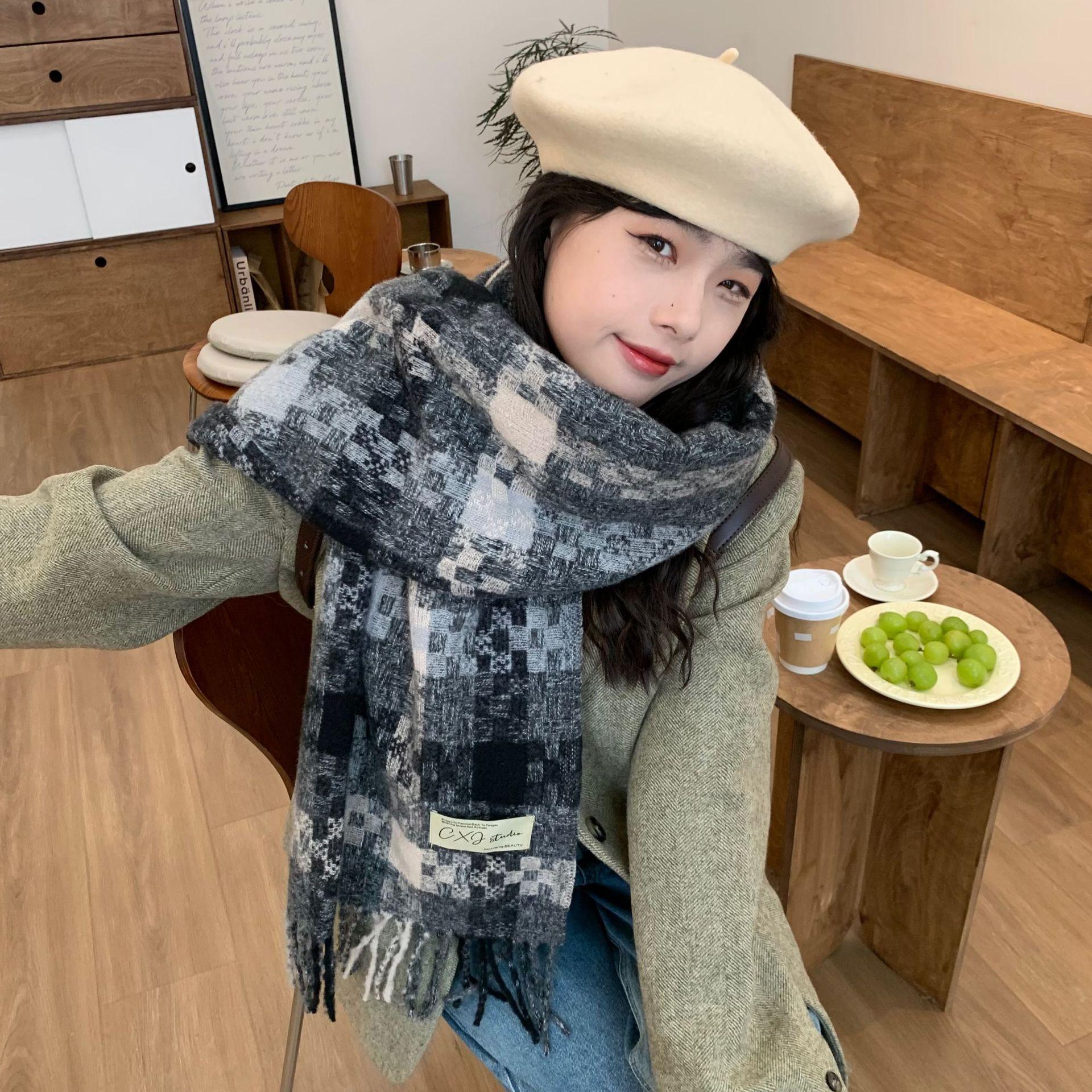 

Autumn and Winter Contrasting Color Houndstooth Plaid Retro Atmosphere Sense Color Blocked Tassel Scarf for Women Korean Style Versatile Student Scarf 200*65cm