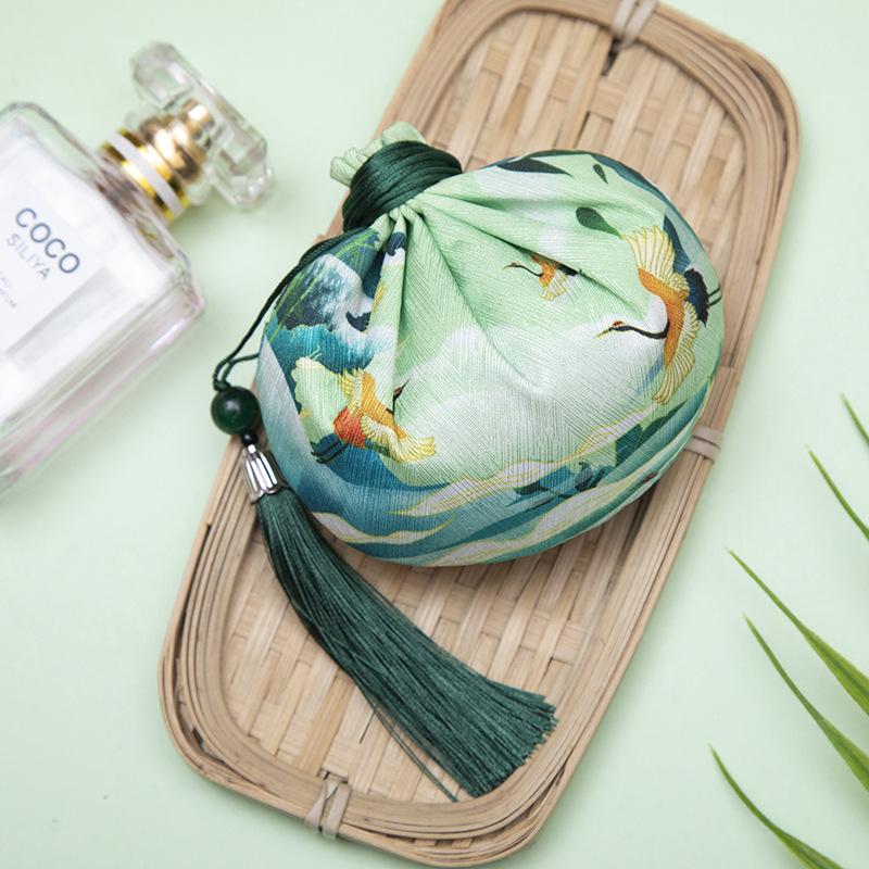 

Фестиваль лодок-драконов, пакетик для переноски на шее, пакетик для волос плода, сумка для волос, подвесные аксессуары Hanfu, парча с вышивкой, пустая сумка Single fringe