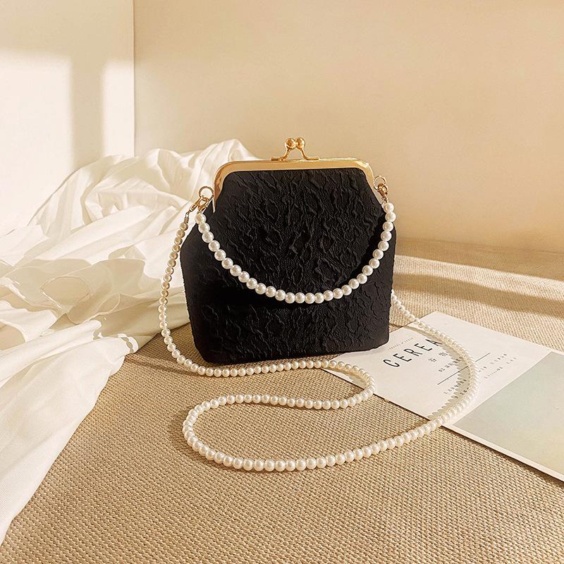 Mobile Phone Bag New Cloud Cheongsam Women's Bag Pearl Chain Messenger Bag Mouth Gold Cosmetic Bag