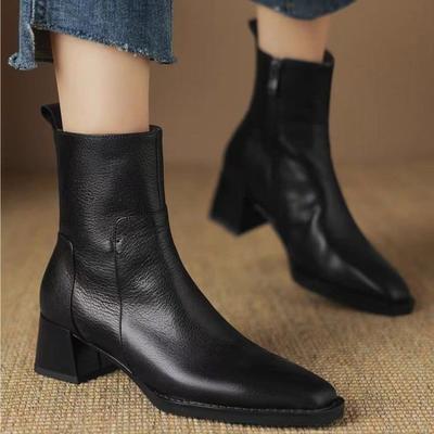 2024 Damen Stiefeletten mit spitzer Zehenpartie Mode Hoher Absatz Damen Trendige Elegante Winter Neue Einfarbige Seitenreißverschluss Mode Stiefel