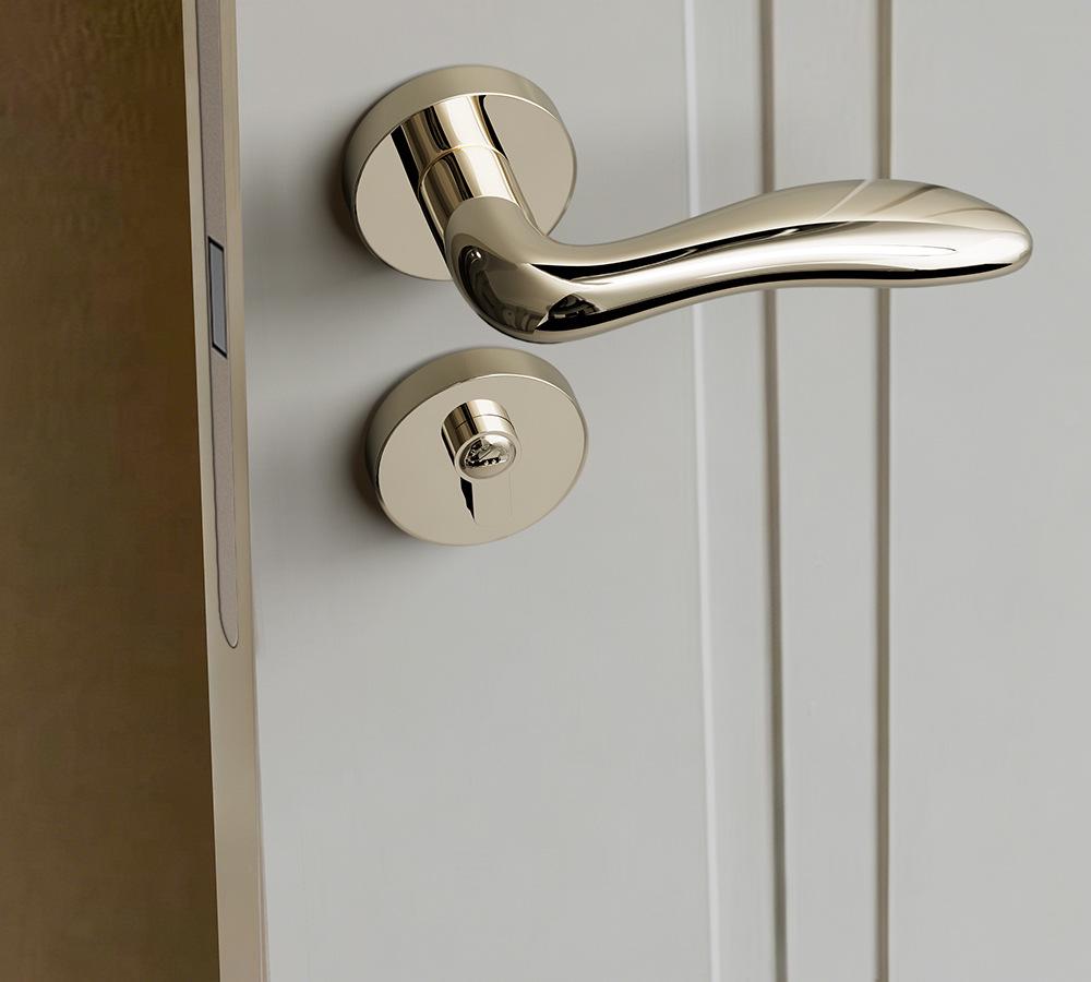 BAGB Silent Luxury Wooden Bedroom Door Handle Lock