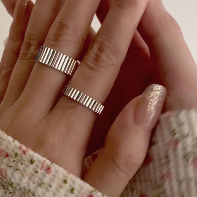 Stylish Geometric Open Adjustable Ring For Men And Women With Elegant Silver Finish