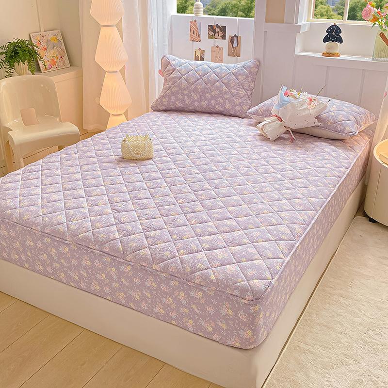 Cotton Quilted Fitted Sheet Cover, New All-season Mattress Protector, Dust Cover, All-inclusive Sheet That Does Not Shift