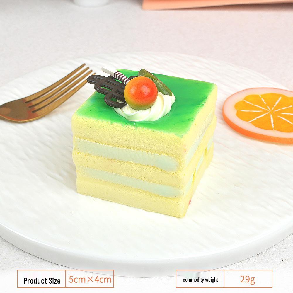 Simulated Cake Model Fridge Magnet: Soft PU Fake Cream with Fruit Display