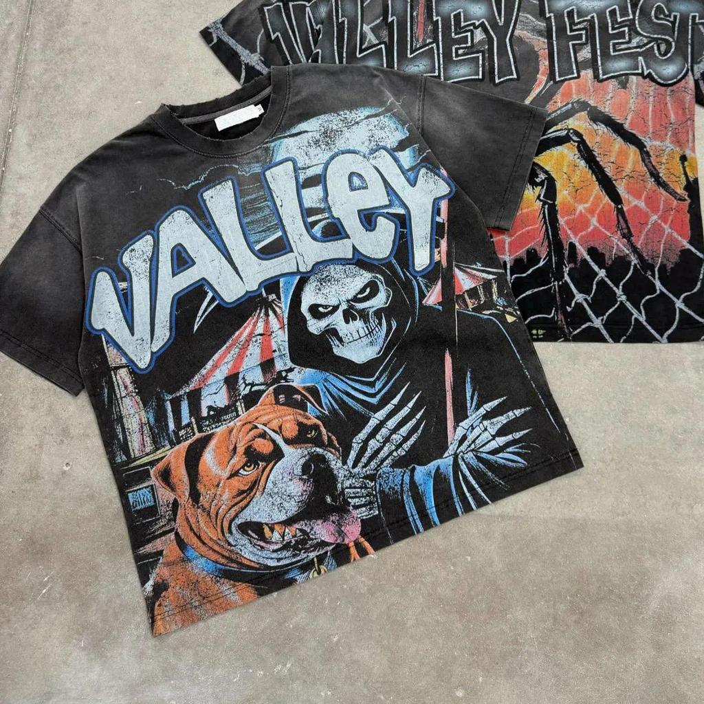 T-shirt Oversize Streetwear Retrò Americana con Stampa Scura e Effetto Usurato