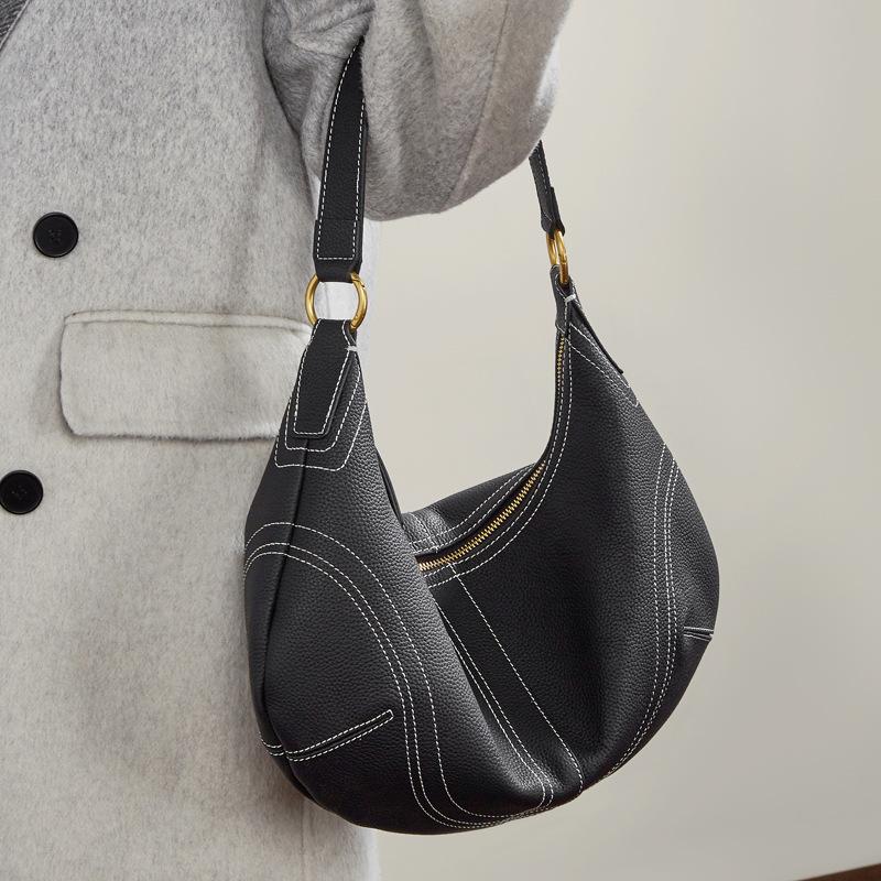 Real Leather Casual and Laid-back Style Dumpling Bag Handbag Trendy and Casual Horn-shaped Bag