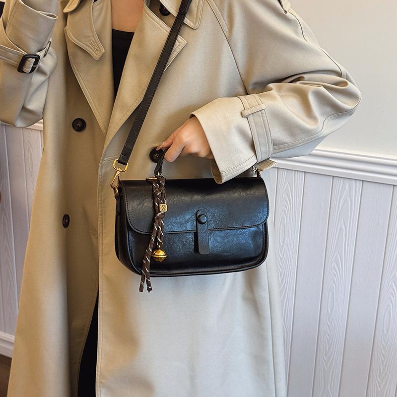 Wholesale Niche Simple and Versatile Fashionable Portable Small Square Bag Women's Leisure Commuting Solid Color Shoulder Messenger Bag