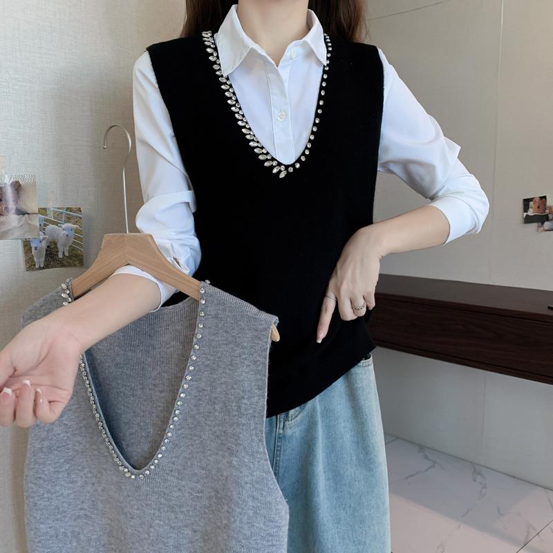 Women Vests Sweaters 2025 Sleeveless V-Neck Black Knitted Vest Sweater Women Tops JJ65