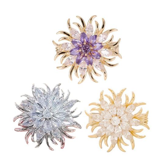 Women Brooch High-Gloss Rhinestone Inlay Sparkling Chrysanthemum Design Lapel Pin Non-Slip Buckle Scarf Badge Clothing Bags Accessories