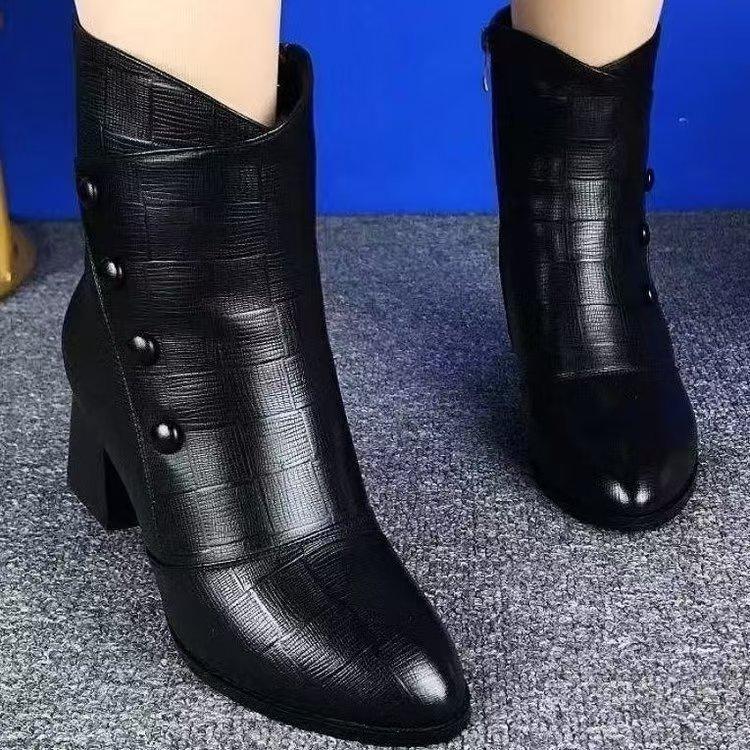 Soft Leather Boots, Short Boots, Women's Autumn and Winter Fashion, Mid-heel, Mid-tube, Soft-soled Mother's Short Boots