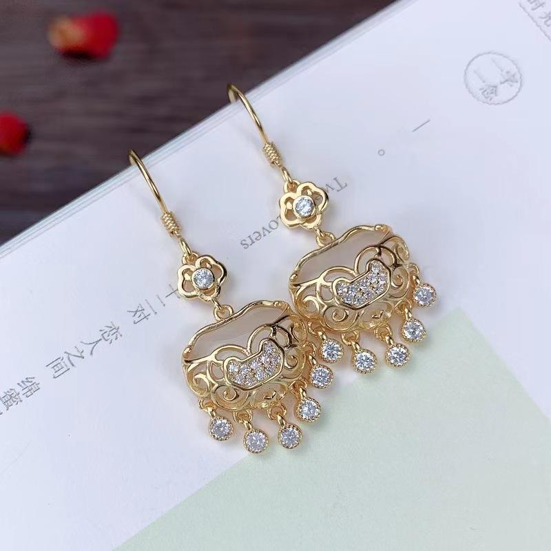 

Temperament Personality Auspicious Peace Lock Earrings Women s Retro Chinese Style Opal Tassel Water Drop Earrings Earrings золотой