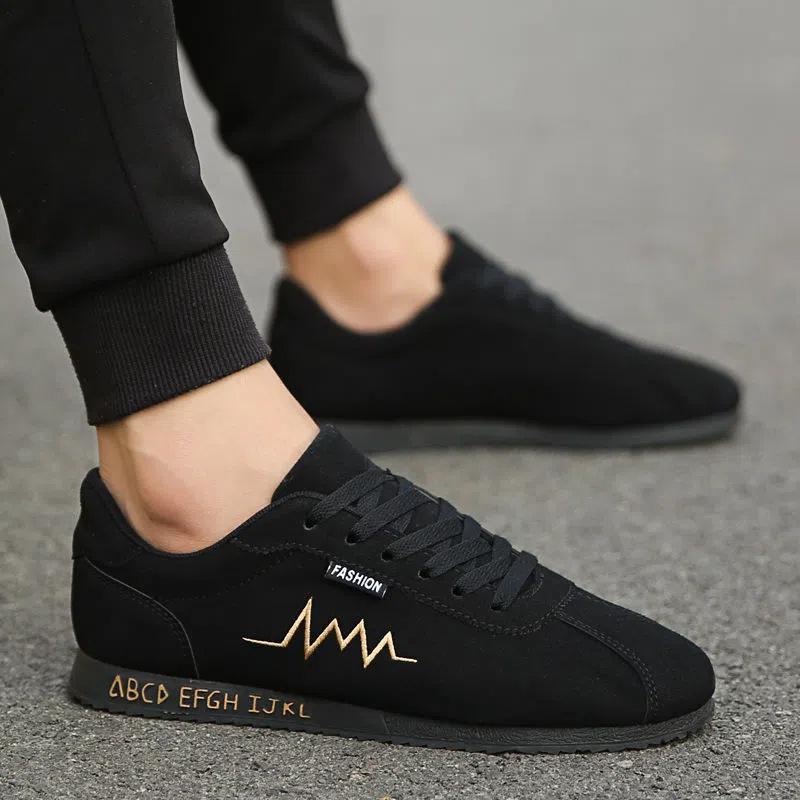 2024 Men's Sneakers Canvas Shoes Fashion Red Summer Low Comfortable Flat Vulcanized Shoes for Men Breathable Gym Man Trainers
