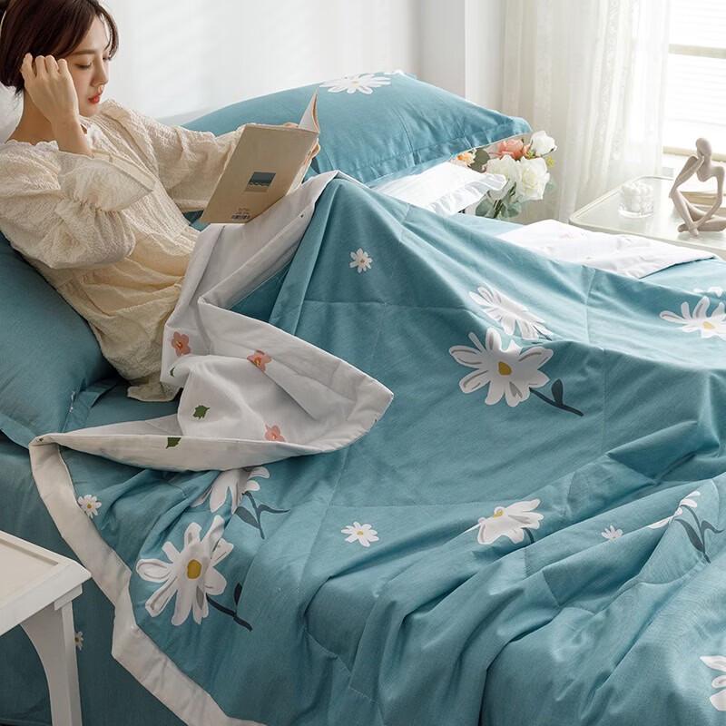 

Belle Anna Daisy All-Season Nano Pearl Fiber Quilt