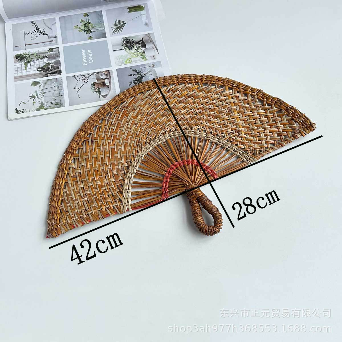 Летний вентилятор с ручным приводом «Одуванчик» оранжевый