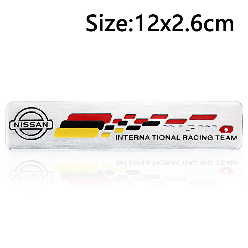1 Pezzo Adesivi Metallici 3D Decalcomania per Carrozzeria e Bagagliaio Auto Per Nissan Sylphy N7 Teana Qashqai Note Navara Juke GTR 350z Patrol Leaf Tiida Kicks