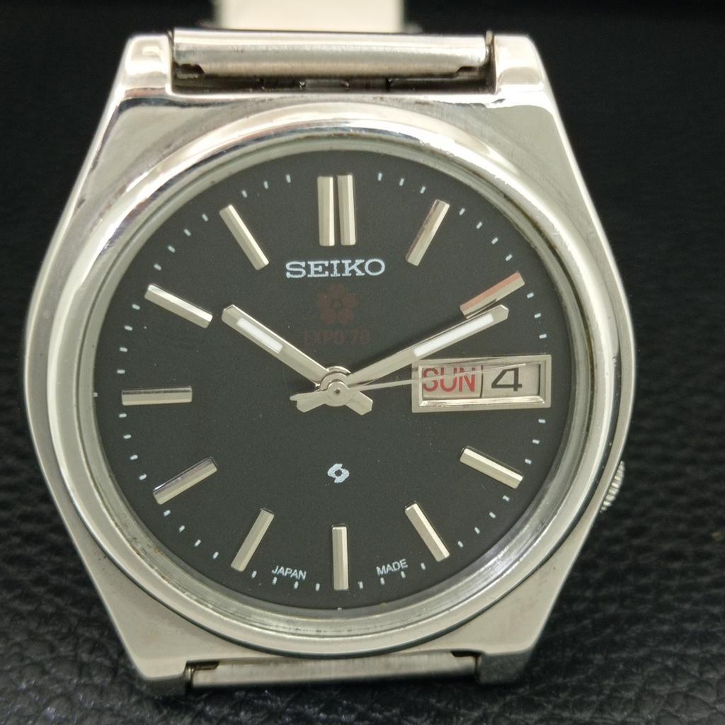 GENUINE VINTAGE SEIKO EXPO 70 AUTOMATIC JAPAN MENS BLACK DIAL WATCH A708729-1