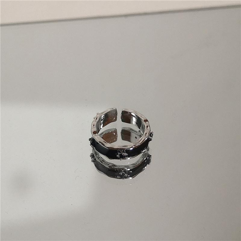 Punk Harajuku Goth Thorns Black Silver Color Irregular Heart Cross Open Ring For Women Men Lover Vintage 90s  Jewely