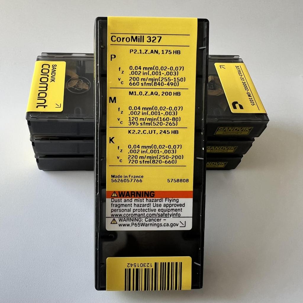 SANDVIK / 327R12-2230002-GM 1025 / Original Swedish hard alloy blade 2 Pcs