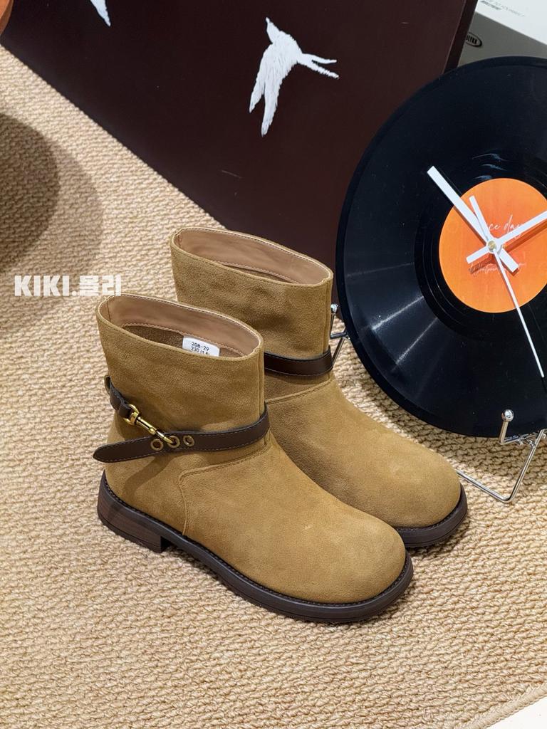 Leather Frosted Retro Sleeve Chelsea Boots Women's 2025 Autumn and Winter New Belt Buckle British Style Fashion Versatile Short Boots