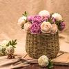 Decoração de casa – Flores e coroas artificiais