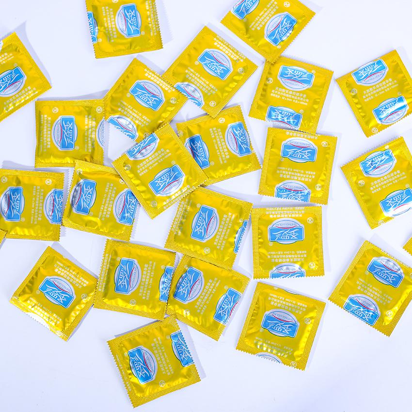 3D Rotating Threaded G Spot Condom for Natural Latex Men Penis Sleeve Fruit Flavour Sex Products