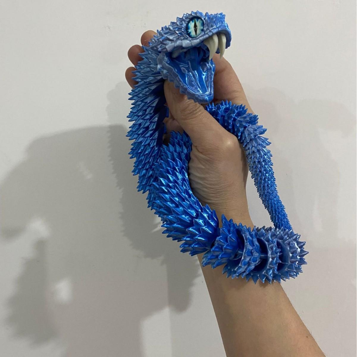 

Gradient 3D Printed Articulated Snake Retractable Teeth Figurine Fish Tank Blue Silver