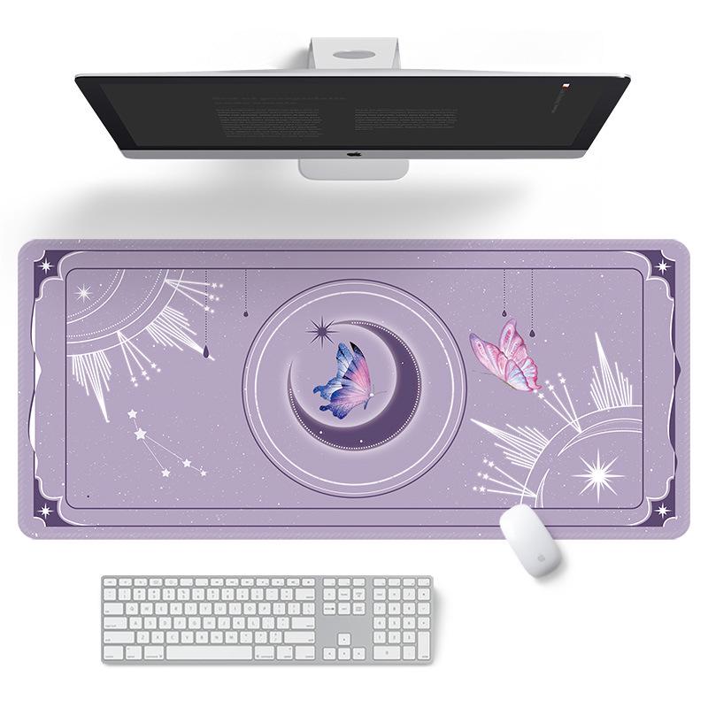 Podkładka pod mysz Magic Circle Magical Girl XL z pogrubionymi obszywanymi krawędziami i podpórką pod nadgarstek – urocza i idealna do użytku biurowego lub z laptopem.