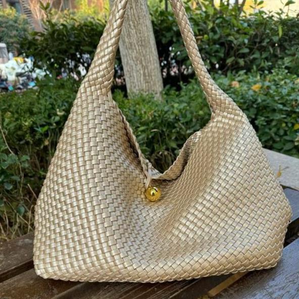 New Women's Handbag Large-capacity Handwoven Bag Shoulder Bag Women's High-end Versatile Commuter 2 set Bag Slack Tote Bag