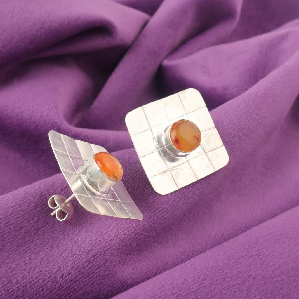 Round Natural Carnelian Push Back Trendy Wedding Stud Earrings Sterling Silver EE-146-36