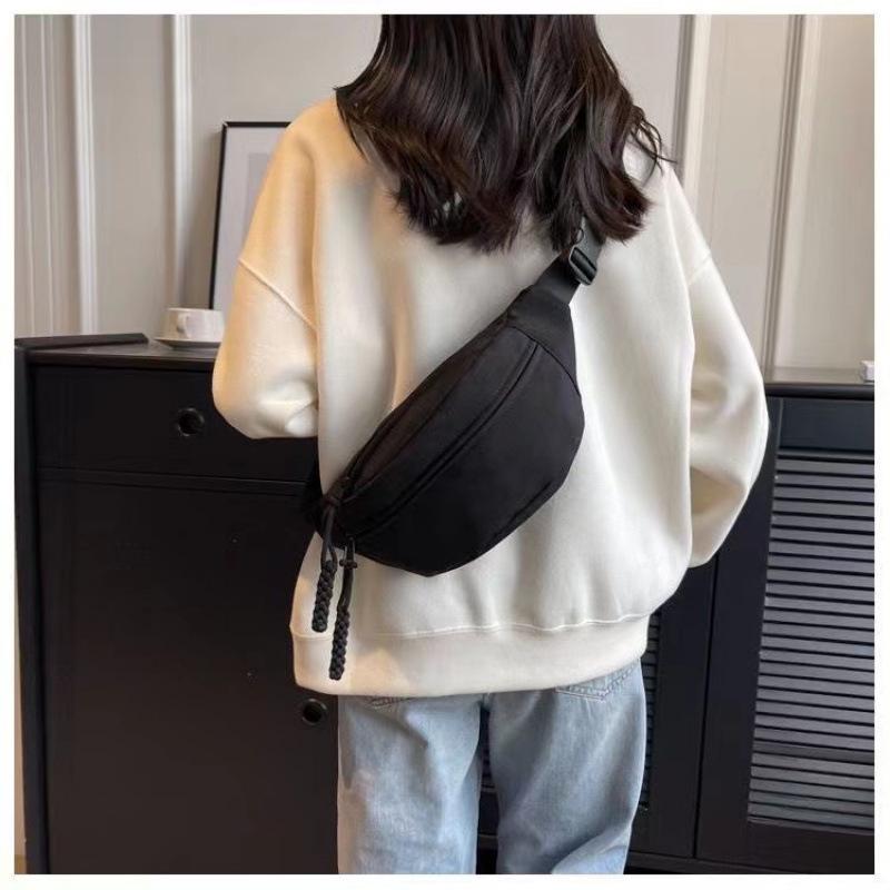 

Versatile Solid Color Retro Crossbody Chest Bag for Women