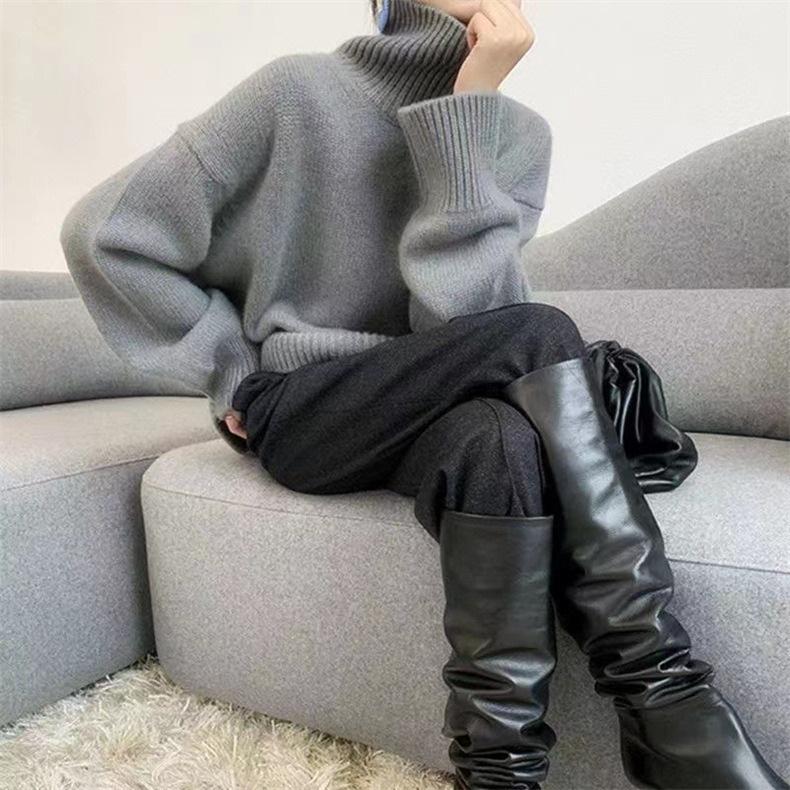 Women's European High Neck Pullover Sweater: Autumn/Winter Loose Fit, Slimming Plain Knit Base Layer