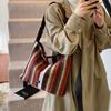 2025 New Fashion Trend Casual Vacation Style Woven Straw Handheld Shoulder Bag