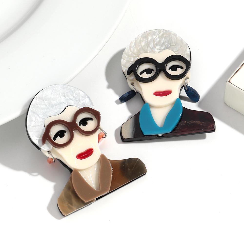 New Acrylic Glasses Lady Brooches for Women Resin Vintage Elegant Granny Figure Badge Lapel Pins Clothing Bag Accessories Gift