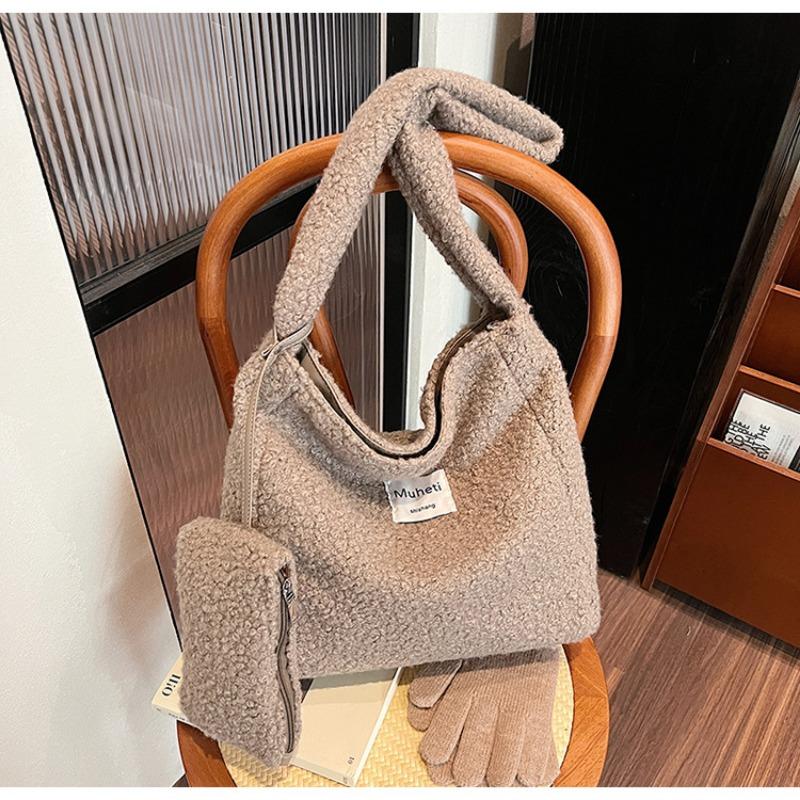 

Нишевая утолщенная плюшевая сумка для матери и ребенка, сумка через плечо, большая вместимость, портативная сумка-тоут, сумка для покупок, женская сумка хаки