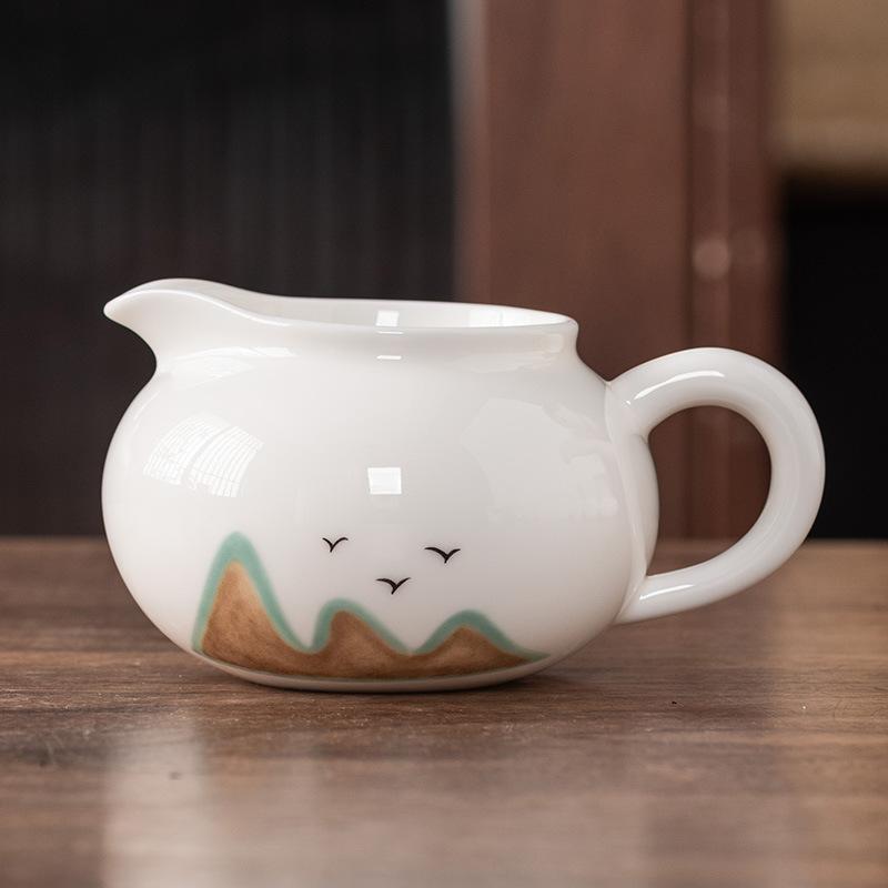 Suet Jade Porcelain Fair Cup White Porcelain Tea Set Tea Set Tea Set Tea Cup Male Cup Filter Tea Leak Tea Sea High-grade Tea Art Accessories