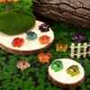 20 PEZZI Mini Ranocchie in Resina Luminescenti al Buio - Attivate da Luce UV/Nera Colori Vivaci per Terrario Fai-da-Te Decorazione Giardino