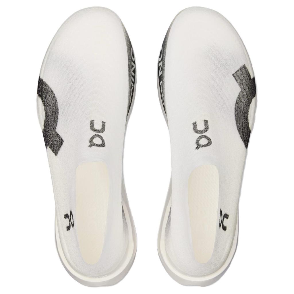 On Cloudboom Strike Running Shoes Unisex White 3UE30010462