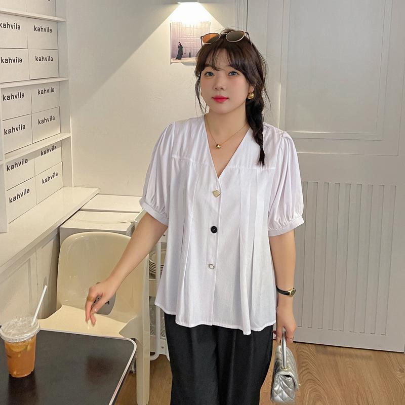 

Plus Size Women s Summer Shirt - Loose Short Jacket Style, Suitable for 240 Jin. 4XL белый