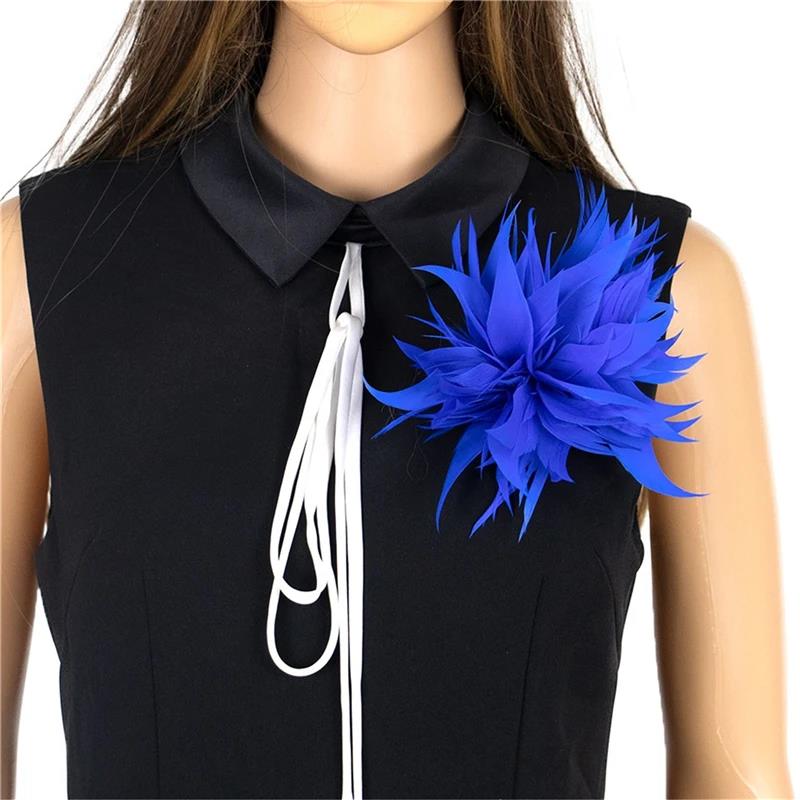 Fashion Cloth Feather Brooch Fabric Flower Corsage Exquisite Lapel Pin for Women Accessories Wedding Party Jewelry