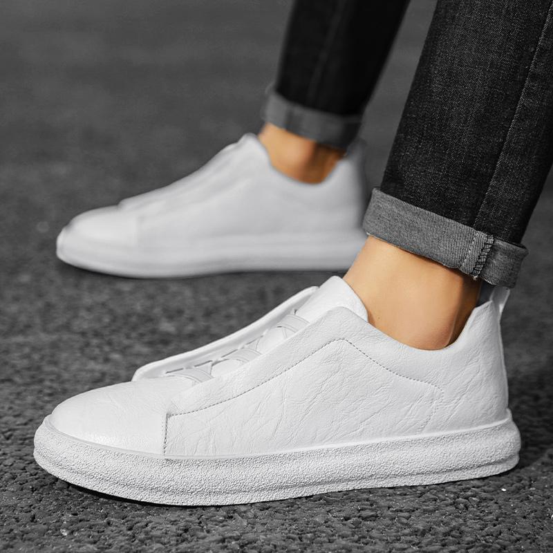 Zapatillas de deporte de cuero versátiles de moda Zapatos de negocios de moda Mocasines masculinos combinables de marca Zapatos planos sin cordones 2024 Zapatos casuales para hombre de color sólido