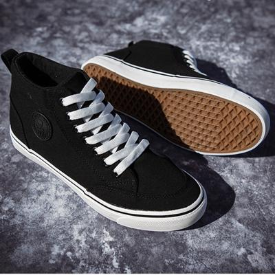 Scarpe da Uomo Alte in Tela Moda Classici Scarpe Casual da Uomo con Lacci Sneakers Traspiranti Alta Qualità Scarpe da Tennis da Uomo 2025