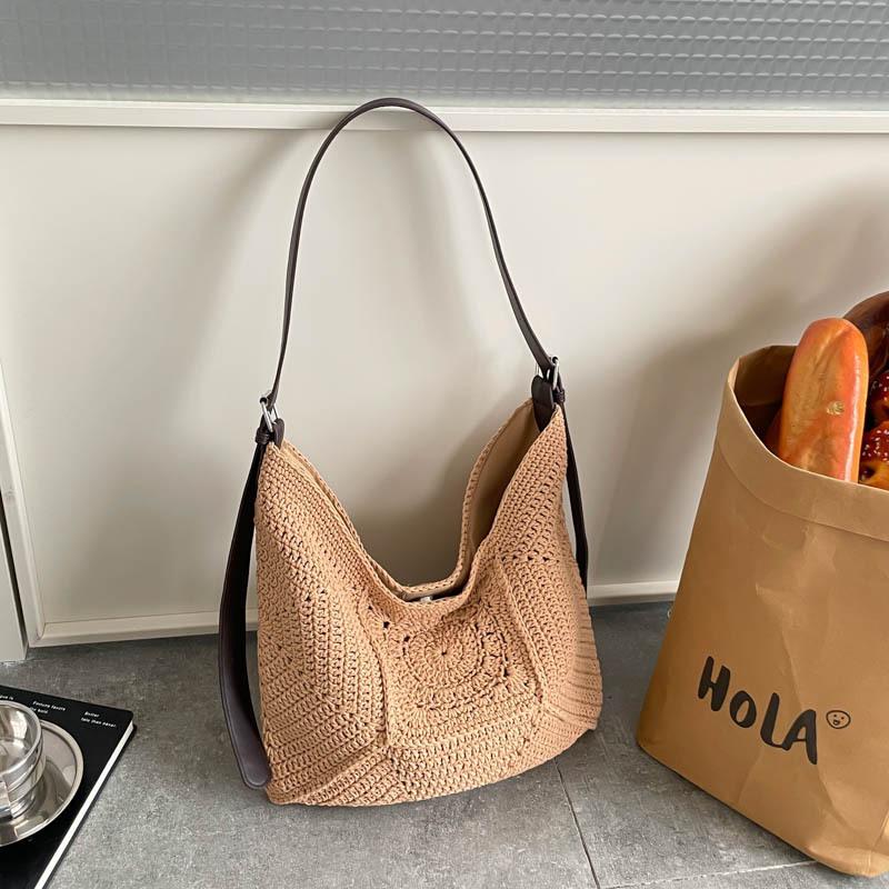 Stylish Large-Capacity Woven Beach Bag - Versatile Fashion and Daily Commute Underarm Accessory
