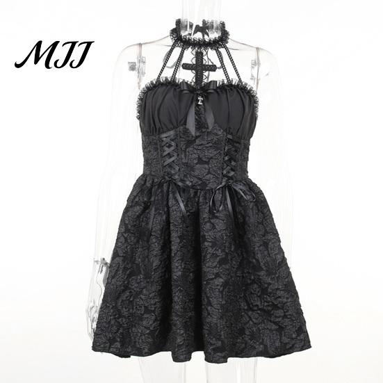 Gothic Lolita Pendant Dress Women's Sleeveless Lace Vintage Corset Halter Swing Full Round Skirt Dramatic Cocktail Victorian Style Black Punk